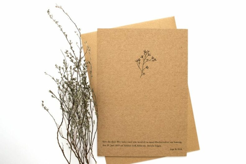 Thymian – Green Wedding, Hochzeitspapeterie mit Zweig auf Kraftpapier | STUDIO KARAMELO