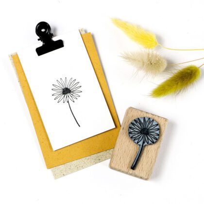 Blumenstempel Gänseblümchen auf Anhänger gestempelt