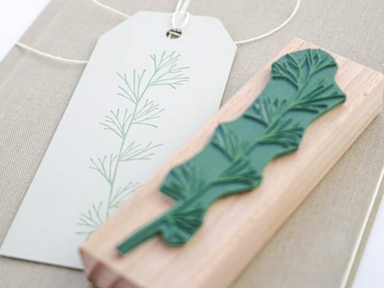Stempel Lärchenzweig, floraler Stempel | STUDIO KARAMELO