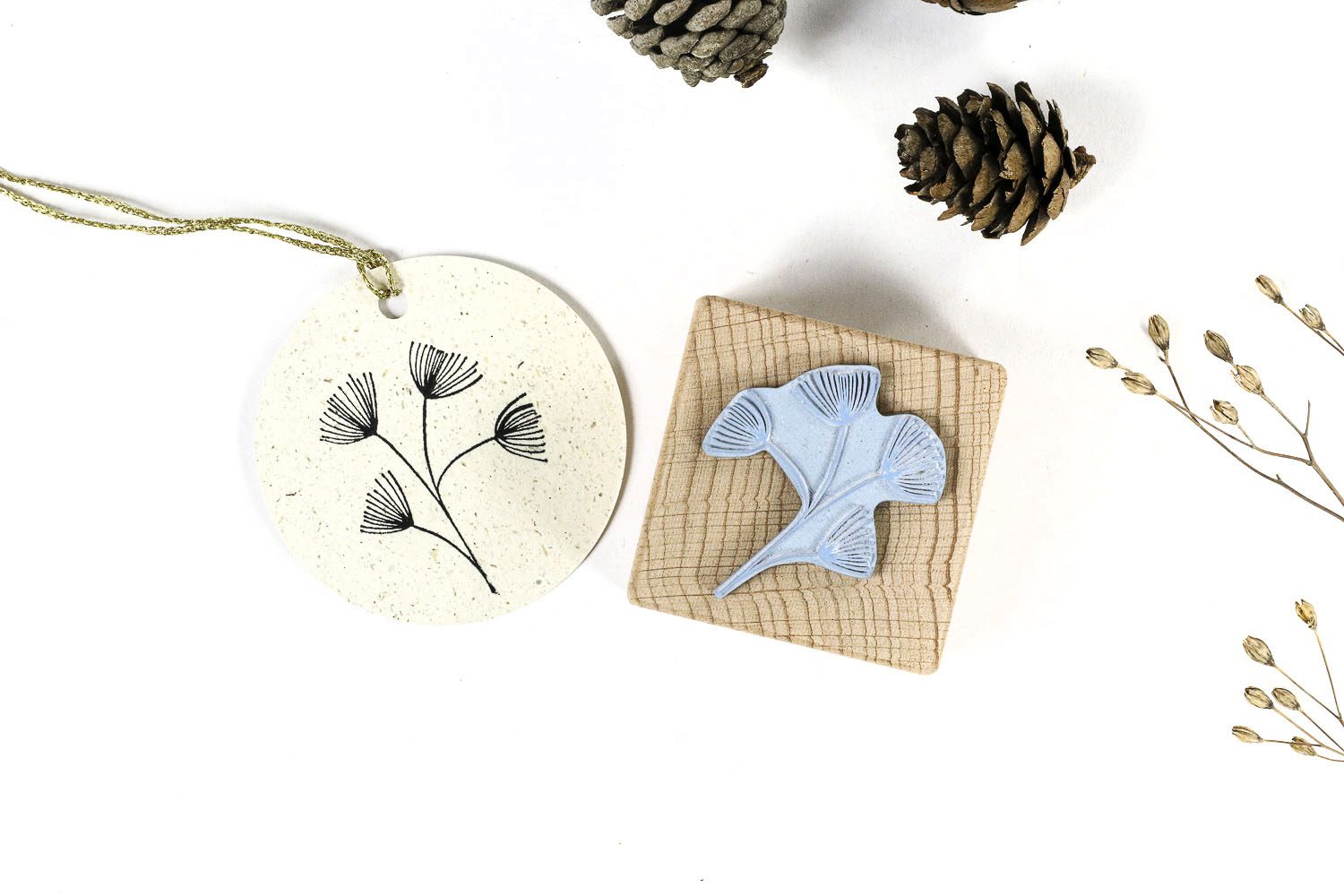 Stempel Lärche Zweig