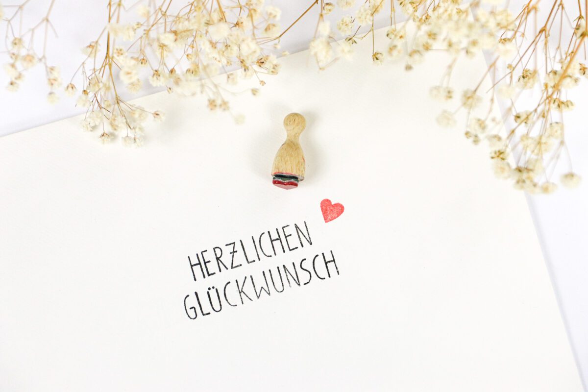 Textstempel Herzlichen Glückwunsch und Herzstempel
