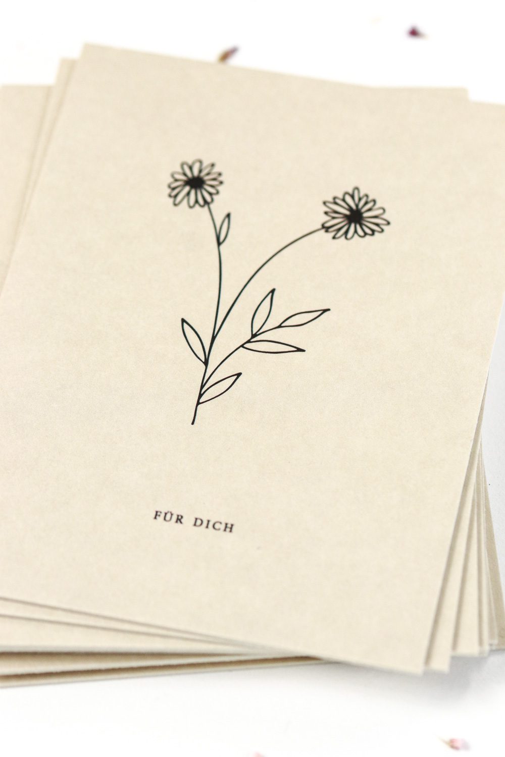 Postkarte Für Dich mit einem Zweig und zwei Blüten