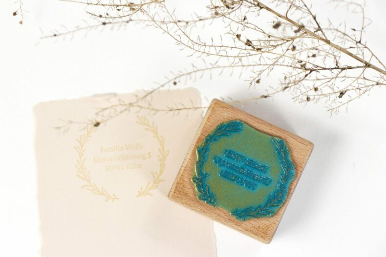 Adressstempel Blumenkranz & Zweigen
