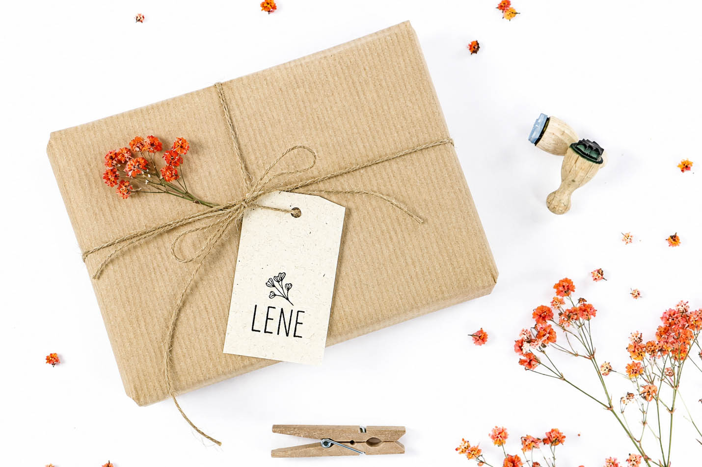 Geschenk zur Einschulung mit gestempeltem Namen