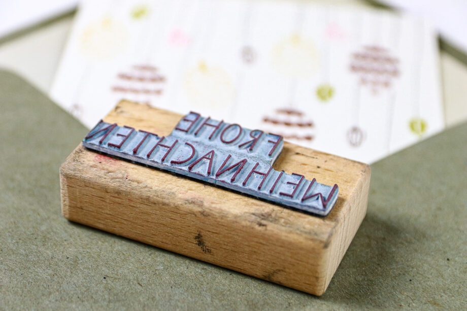 Holz-Bürostempel mit Textplatte 5. Zeilig im Set mit Stempelkissen und Stempelfarbe