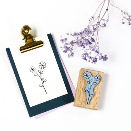 Vergissmeinnicht Stempel auf Geschenkanhänger gestempelt