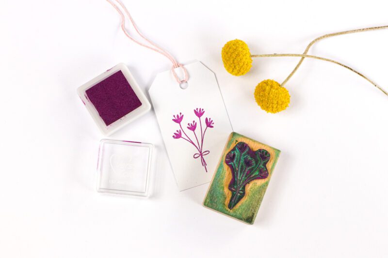 Blumenstempel Sträußchen in lila gestempelt