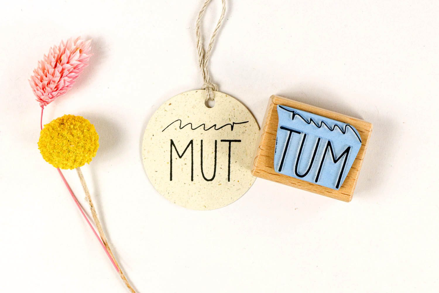 Stempel Nur Mut auf Anhänger gestempelt