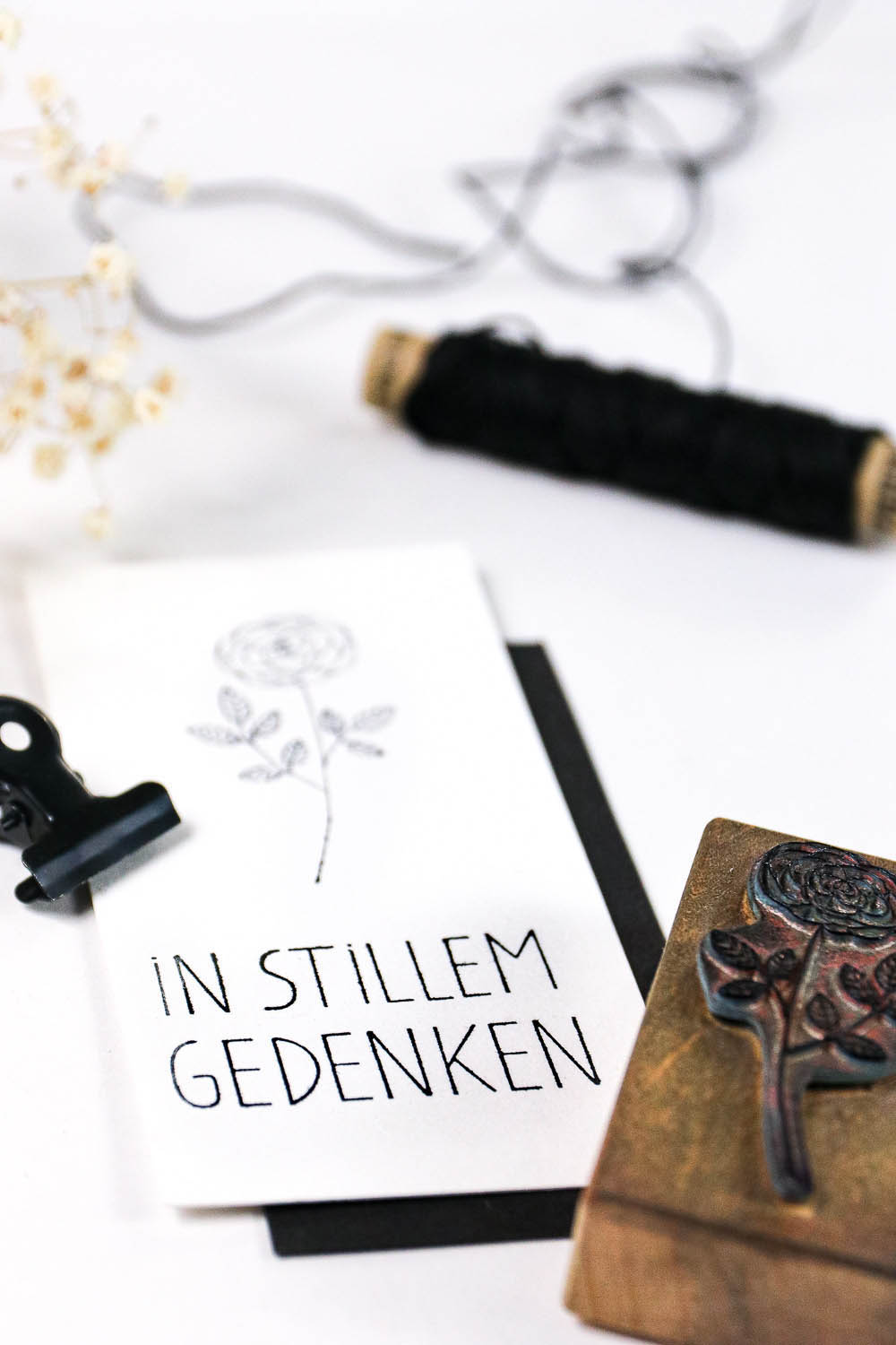 Trauerstempel In stillem GEdenken mit Rose gestempelt