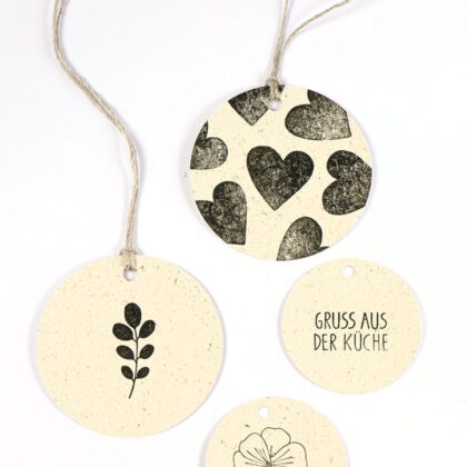 Runde Geschenkanhänger aus Graspapier