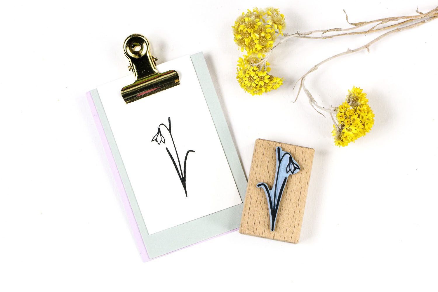 Stempel Schneeglöckchen, Blumenstempel, auf Anhänger gestempelt